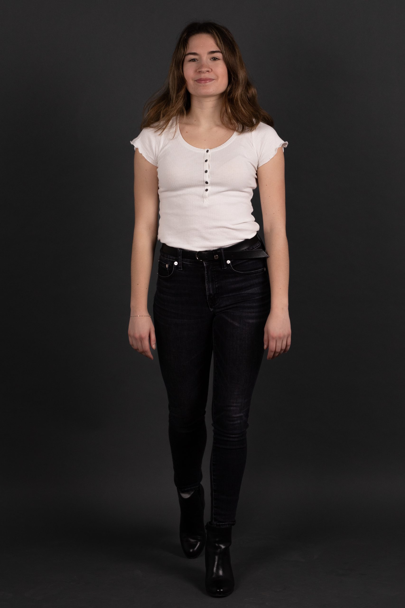 Chloe Brindos — photo 11